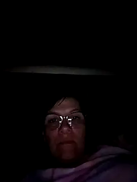 MileDi777 online show from April 21, 8:26 pm