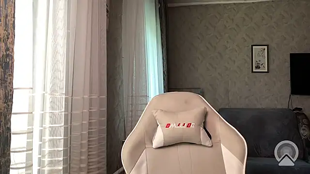 Snapshot of mason_silver chatting on June 19, 9:15 am mason silver online show from June 19, 9:15 am