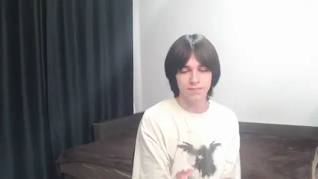 Snapshot of mason_silver chatting on April 22, 8:43 am mason silver online show from April 22, 8:43 am