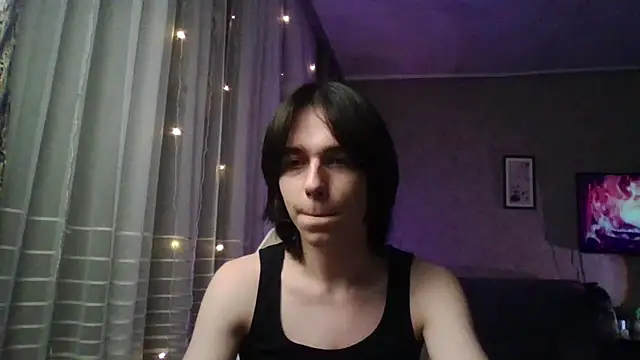 Snapshot of mason_silver chatting on June 3, 3:39 pm mason silver online show from June 3, 3:39 pm