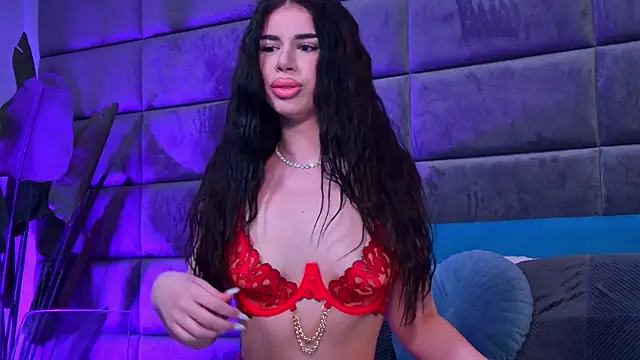 CatalynaVega online show from May 5, 1:47 pm