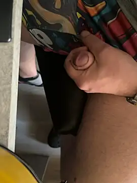 Neo60682 online show from April 7, 12:40 pm