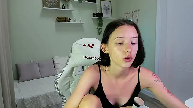 AnnaOddy online show from July 2, 1:28 am