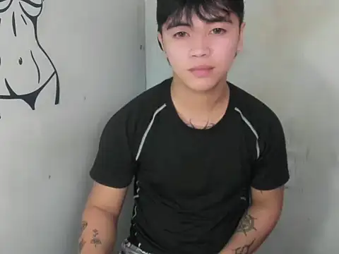 Untouchable Bromancexxx online show from June 19, 2:01 pm