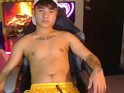Untouchable Bromancexxx online show from May 4, 2:31 pm