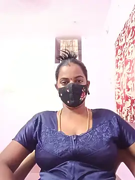 Snapshot of tamilratchasii chatting on June 25, 4:23 pm tamilratchasii online show from June 25, 4:23 pm