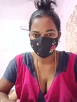Snapshot of tamilratchasii chatting on July 5, 7:48 am tamilratchasii online show from July 5, 7:48 am