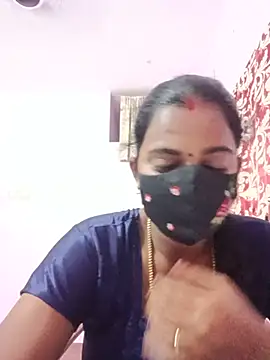 Snapshot of tamilratchasii chatting on June 22, 5:21 pm tamilratchasii online show from June 22, 5:21 pm