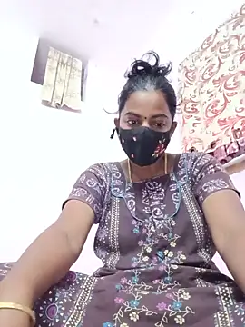 Snapshot of tamilratchasii chatting on June 8, 9:43 am tamilratchasii online show from June 8, 9:43 am