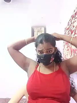 Snapshot of tamilratchasii chatting on June 19, 5:24 am tamilratchasii online show from June 19, 5:24 am