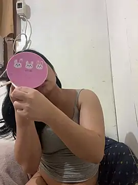 lulueraxxxx online show from May 8, 3:05 pm