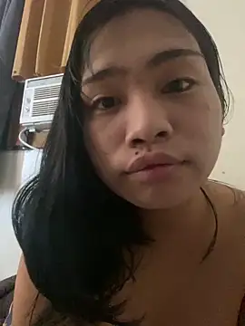 lulueraxxxx online show from May 7, 1:25 pm