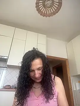 Snapshot of StellaMia263 chatting on May 27, 4:31 am StellaMia263 online show from May 27, 4:31 am