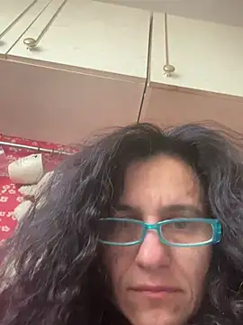 Snapshot of StellaMia263 chatting on April 23, 6:42 am StellaMia263 online show from April 23, 6:42 am