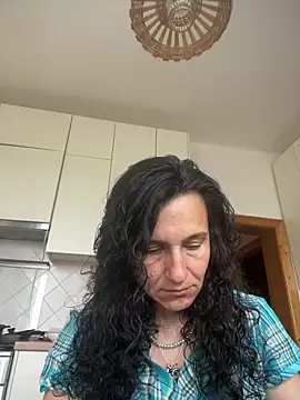 Snapshot of StellaMia263 chatting on June 1, 6:13 am StellaMia263 online show from June 1, 6:13 am