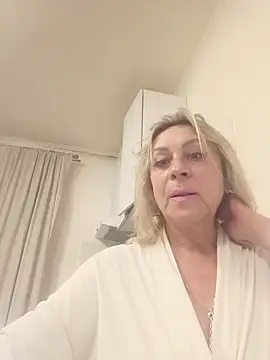 Snapshot of Anabel-456 chatting on April 1, 5:43 pm Anabel-456 online show from April 1, 5:43 pm