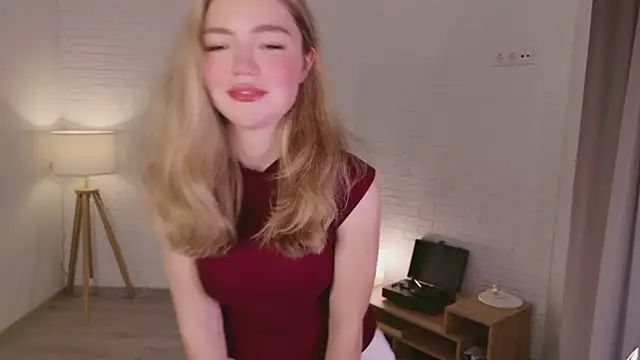 Snapshot of Rita_Shy chatting on June 15, 2:28 pm Rita Shy online show from June 15, 2:28 pm