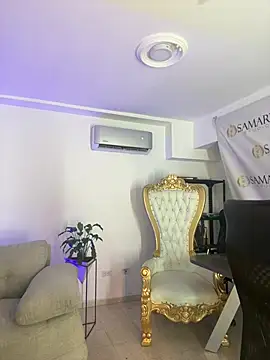 Snapshot of IrisJones_ chatting on July 9, 12:59 pm IrisJones online show from July 9, 12:59 pm