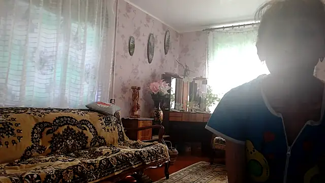 Snapshot of Shooting-Star- chatting on June 9, 2:40 pm Shooting-Star- online show from June 9, 2:40 pm