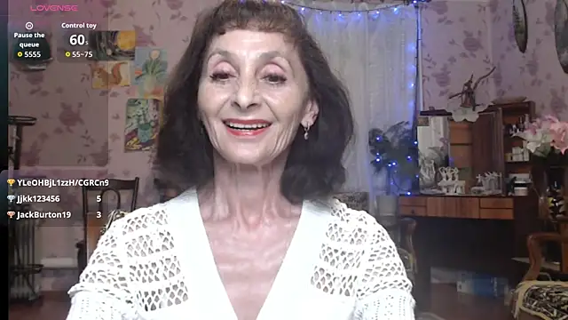 Snapshot of Shooting-Star- chatting on June 28, 6:25 pm Shooting-Star- online show from June 28, 6:25 pm