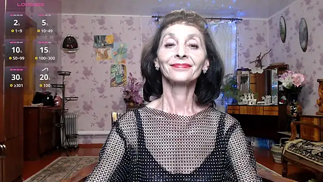 Snapshot of Shooting-Star- chatting on June 1, 6:29 pm Shooting-Star- online show from June 1, 6:29 pm