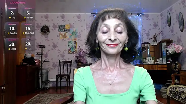 Snapshot of Shooting-Star- chatting on June 6, 6:46 pm Shooting-Star- online show from June 6, 6:46 pm