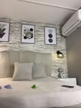 amydexter online show from May 19, 11:06 am
