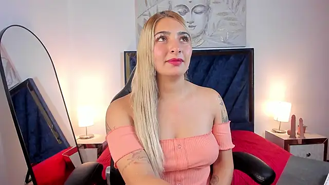 Catalina Osorio online show from May 23, 11:53 am
