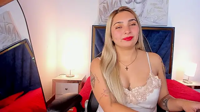 Catalina Osorio online show from April 15, 11:38 am