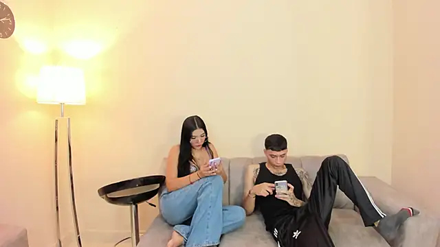 naksustargirl  online show from June 16, 7:14 pm