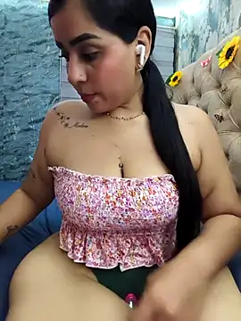 val eria online show from April 8, 2:46 am