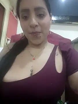 val eria online show from April 4, 3:35 am