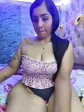 val eria online show from May 4, 2:04 am