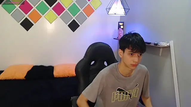 Snapshot of maxim_rod chatting on June 26, 6:58 pm maxim rod online show from June 26, 6:58 pm