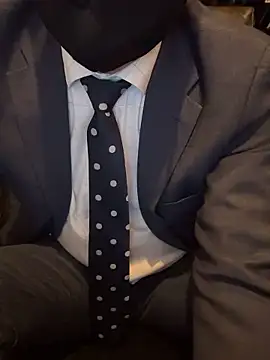 RYUICHI 1919 online show from April 8, 10:50 am