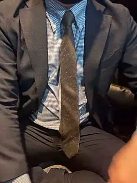 RYUICHI 1919 online show from April 6, 10:38 am