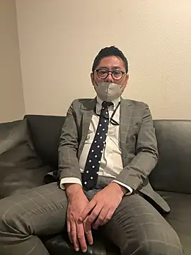 RYUICHI 1919 online show from May 20, 10:34 am