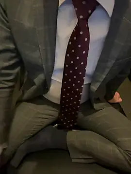 RYUICHI 1919 online show from April 11, 10:30 am