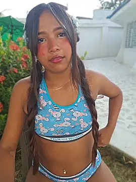 Snapshot of Pretty_karol chatting on May 16, 12:15 pm Pretty karol online show from May 16, 12:15 pm