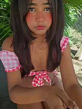 Snapshot of Pretty_karol chatting on June 2, 12:16 pm Pretty karol online show from June 2, 12:16 pm