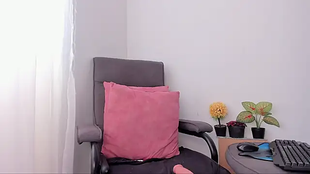 Debora Rayssa online show from May 13, 7:54 pm
