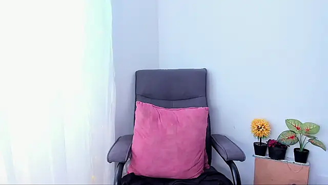 Debora Rayssa online show from May 14, 7:44 pm