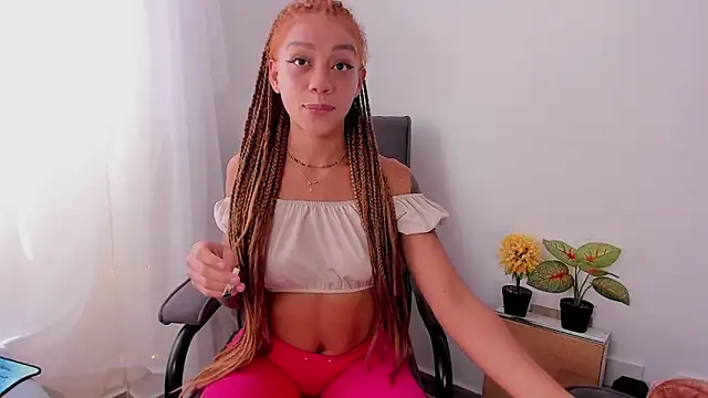 Debora Rayssa online show from May 1, 6:35 pm