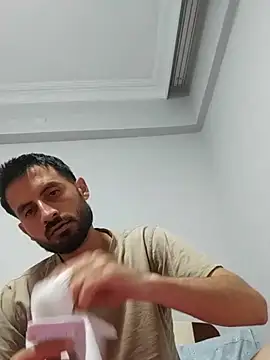 hornyturkishboy1994 online show from May 2, 2:28 am