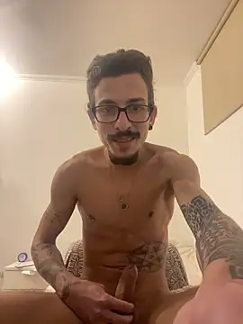 younghotcook online show from April 1, 11:56 pm