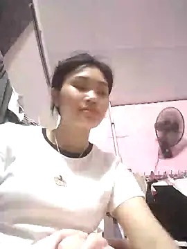 Snapshot of Saryloveparadise chatting on March 28, 6:47 am Saryloveparadise online show from March 28, 6:47 am