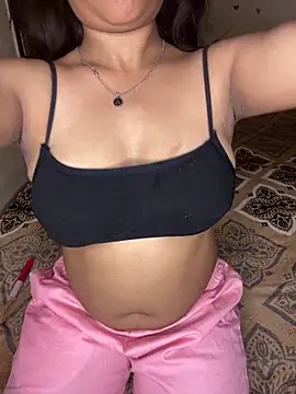 HOTTY ALIA1 online show from April 1, 4:03 am