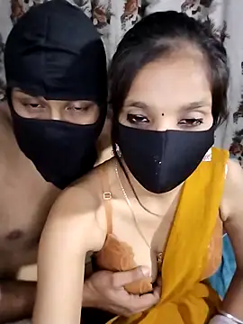 Snapshot of Cute-Adhya chatting on May 11, 6:38 pm Cute-Adhya online show from May 11, 6:38 pm