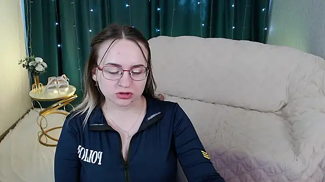 Bella Evansss1 online show from March 29, 6:48 am