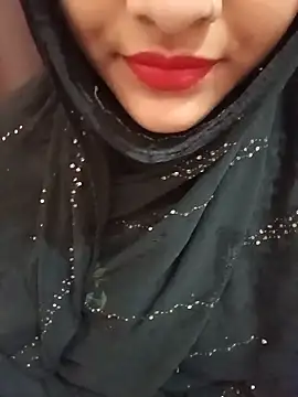 Snapshot of Miss_Noor__ chatting on June 18, 9:14 am Miss Noor online show from June 18, 9:14 am